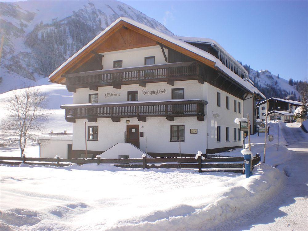 Gaestehaus Zugspitzblick Берванг Екстериор снимка