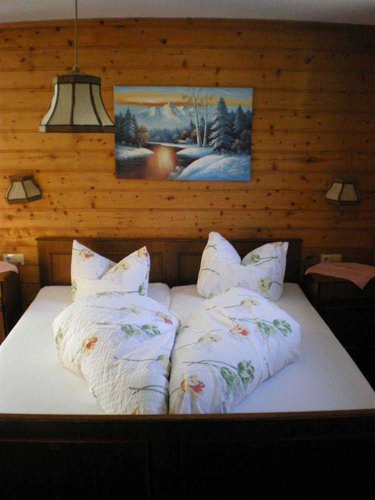 Gaestehaus Zugspitzblick Берванг Екстериор снимка