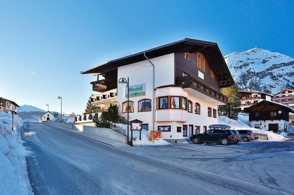 Gaestehaus Zugspitzblick Берванг Екстериор снимка
